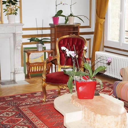 Hotel Au Chateau Blanc Saint-Aubin-lès-Elbeuf Екстериор снимка
